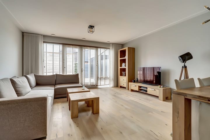 Photo 5 of Fiep Westendorplaan 177