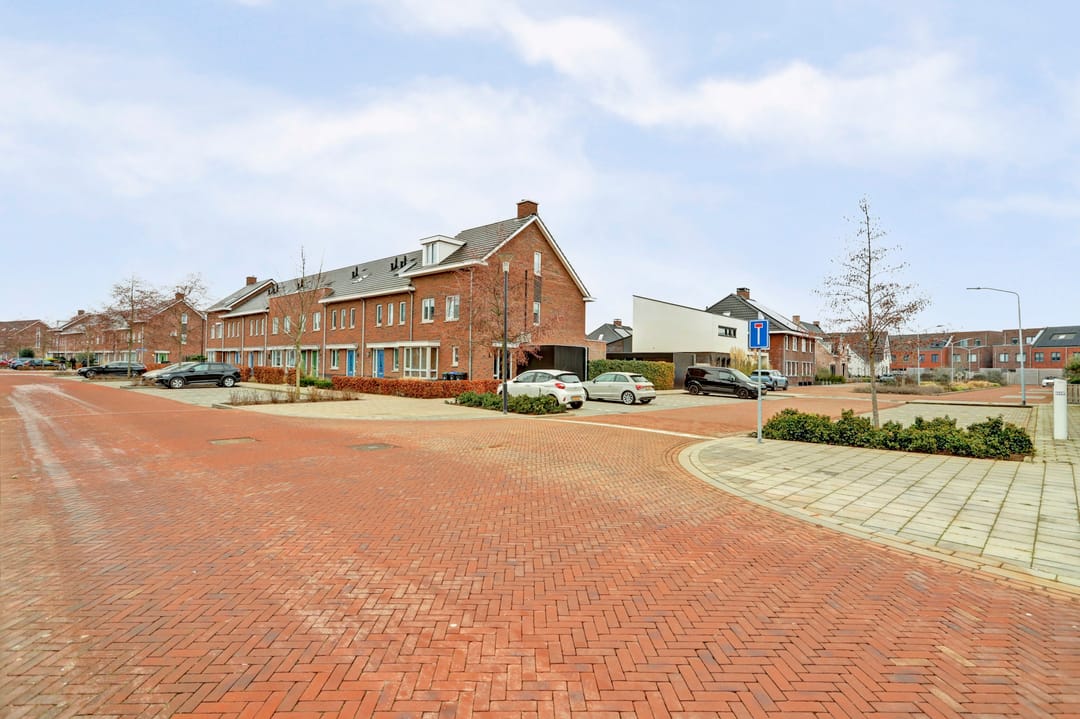 Photo 37 of Fiep Westendorplaan 177