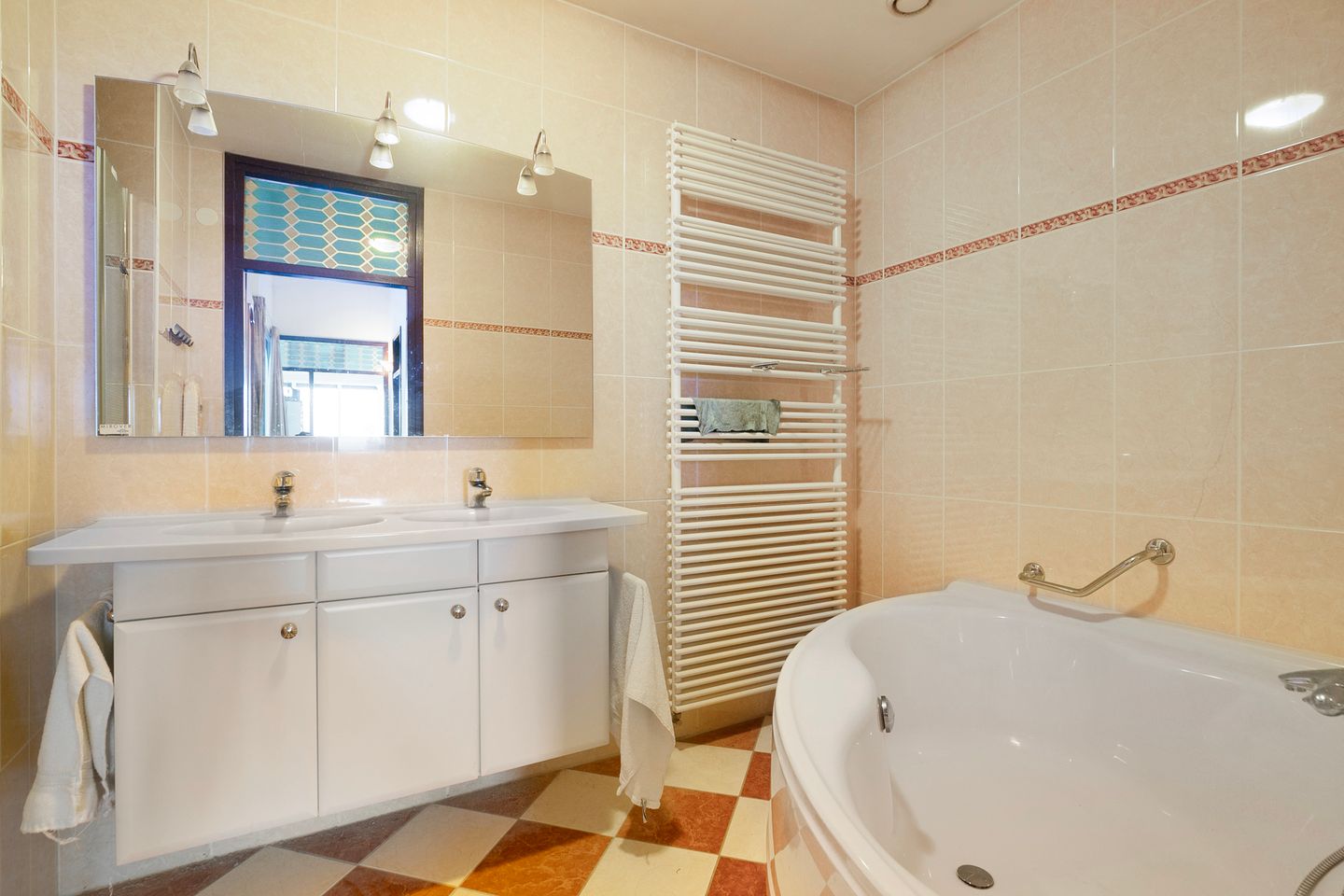 Foto 19 van Puerto Ricostraat 139