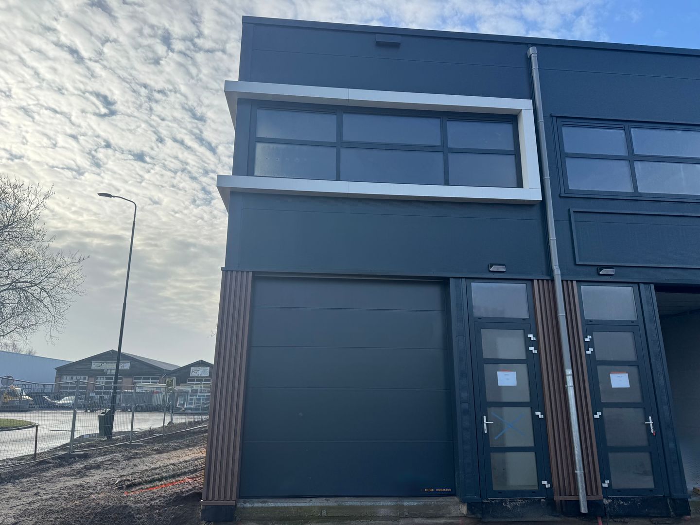 Bekijk foto 3 van Productieweg 1-B1