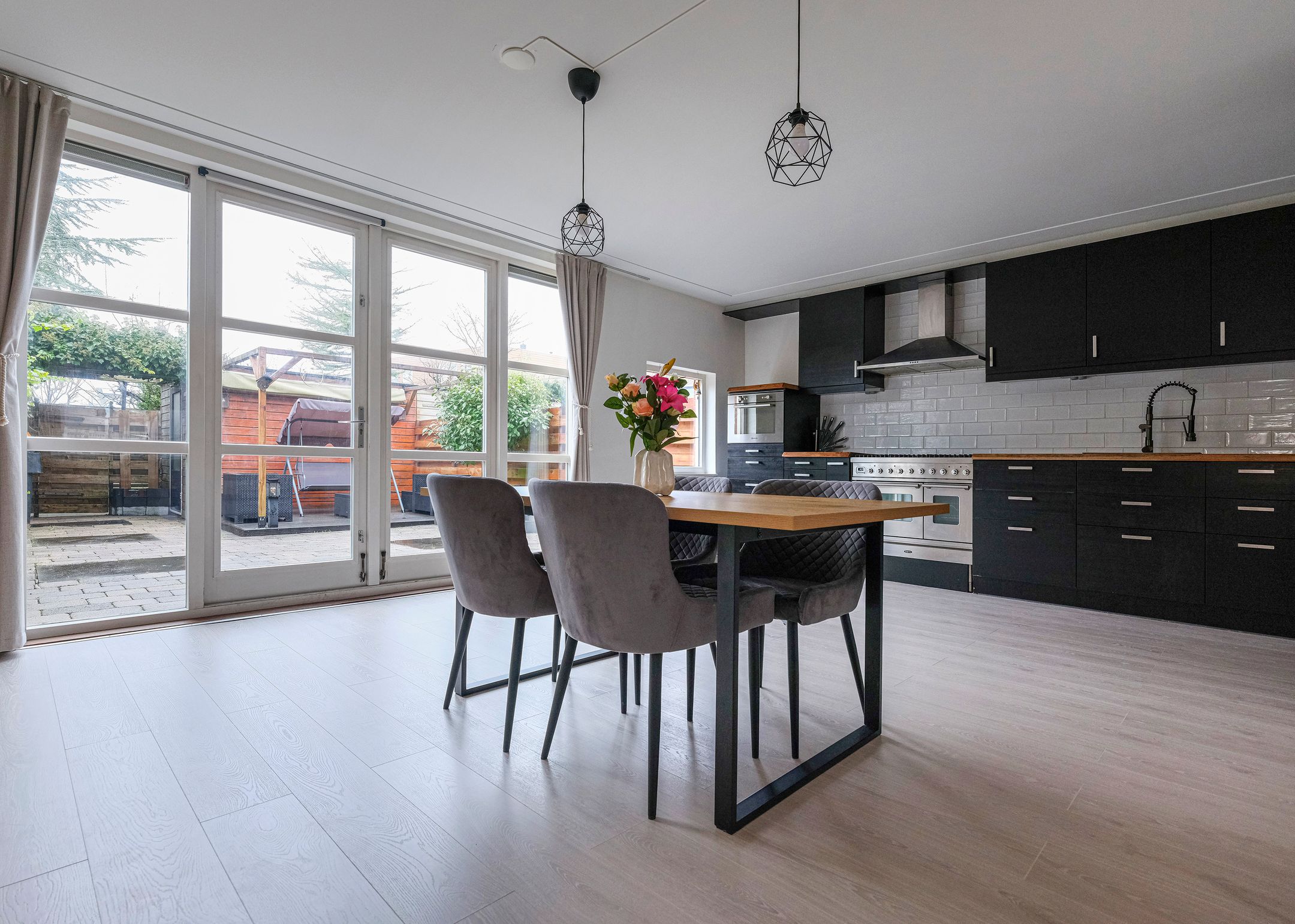 Foto 3 van Burgplantsoen 66