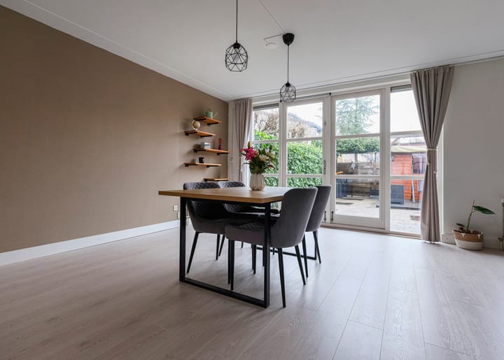 Foto 5 van Burgplantsoen 66