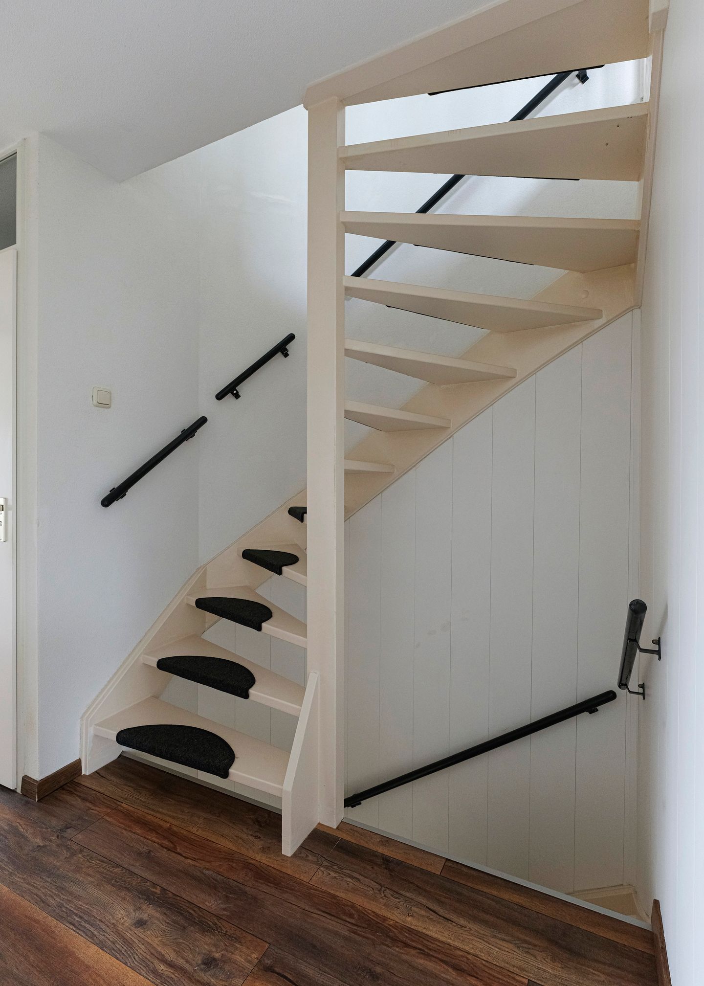 Foto 19 van Burgplantsoen 66