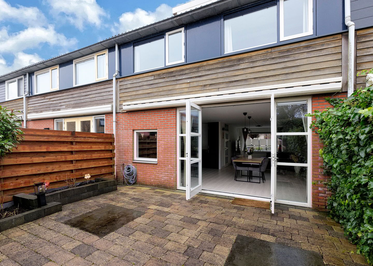 Foto 29 van Burgplantsoen 66