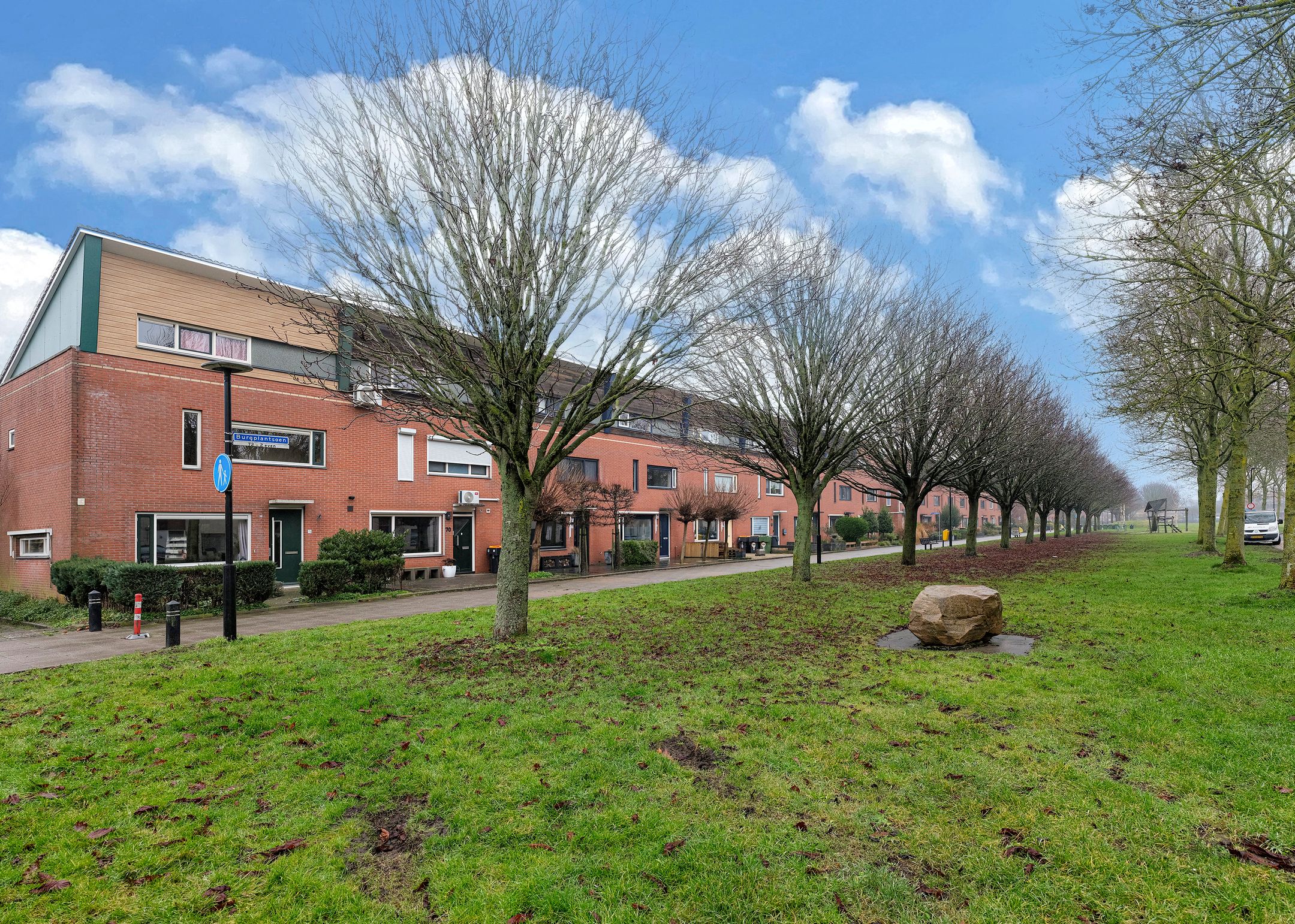 Foto 30 van Burgplantsoen 66