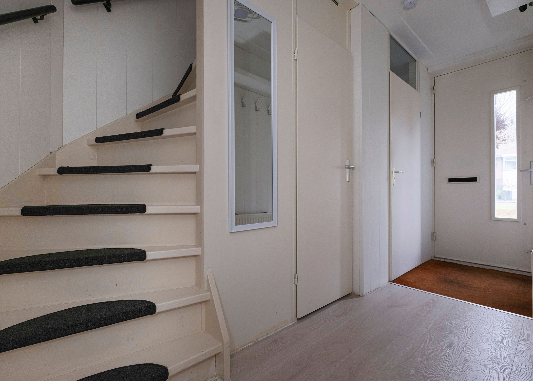 Foto 9 van Burgplantsoen 66