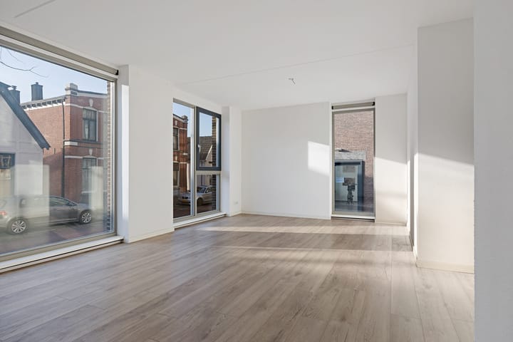 Foto 2 van Van der Capellenstraat 8