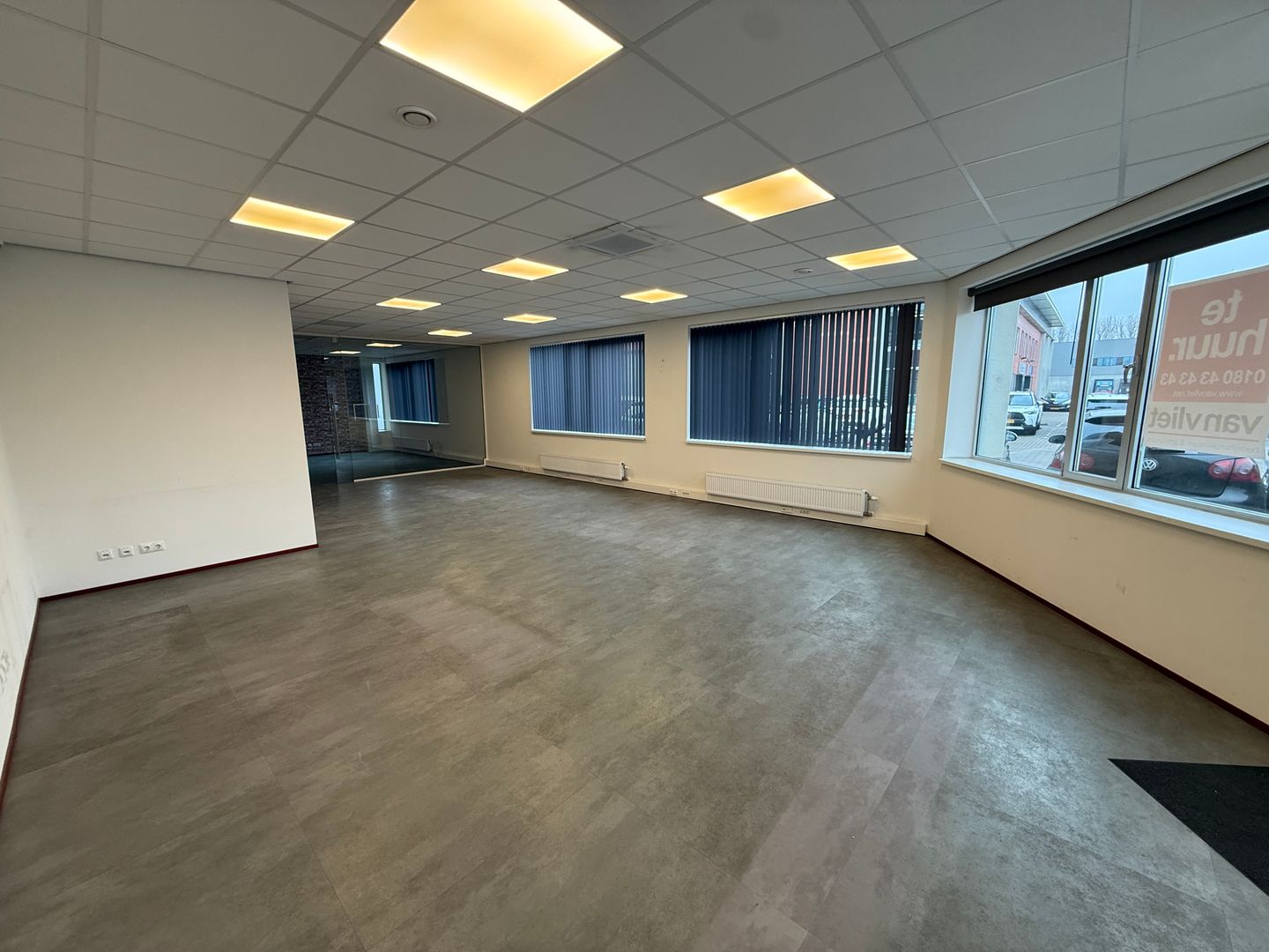 Bekijk foto 4 van Euroweg 28-30