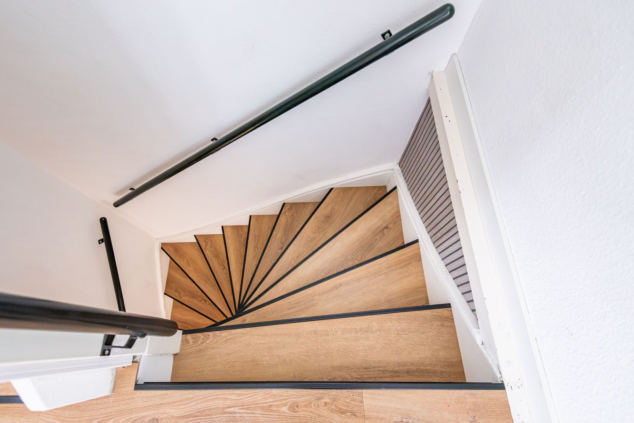 Foto 21 van Hofstraat 14-C