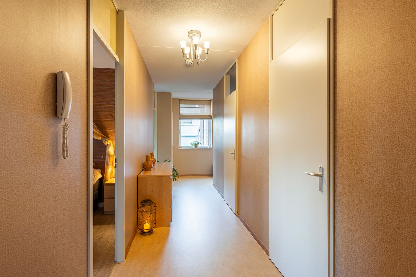 Foto 20 van Johan Evertsenlaan 7-A