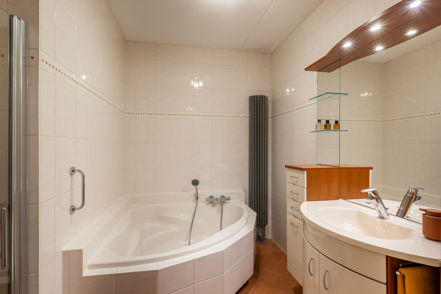 Foto 29 van Johan Evertsenlaan 7-A