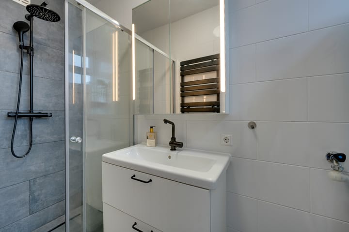 Photo 25 of Flakkeestraat 15