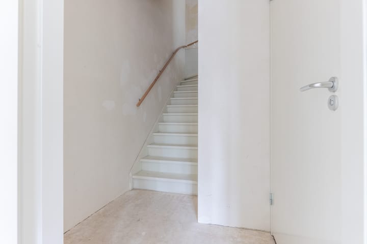 Foto 10 van Hellingstraat 52