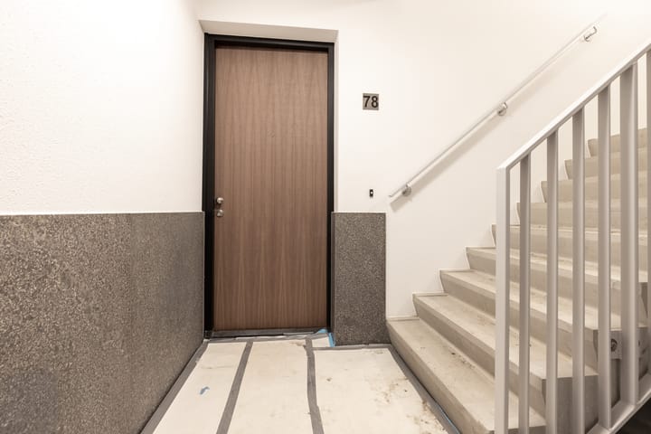 Photo 2 of Hellingstraat 78