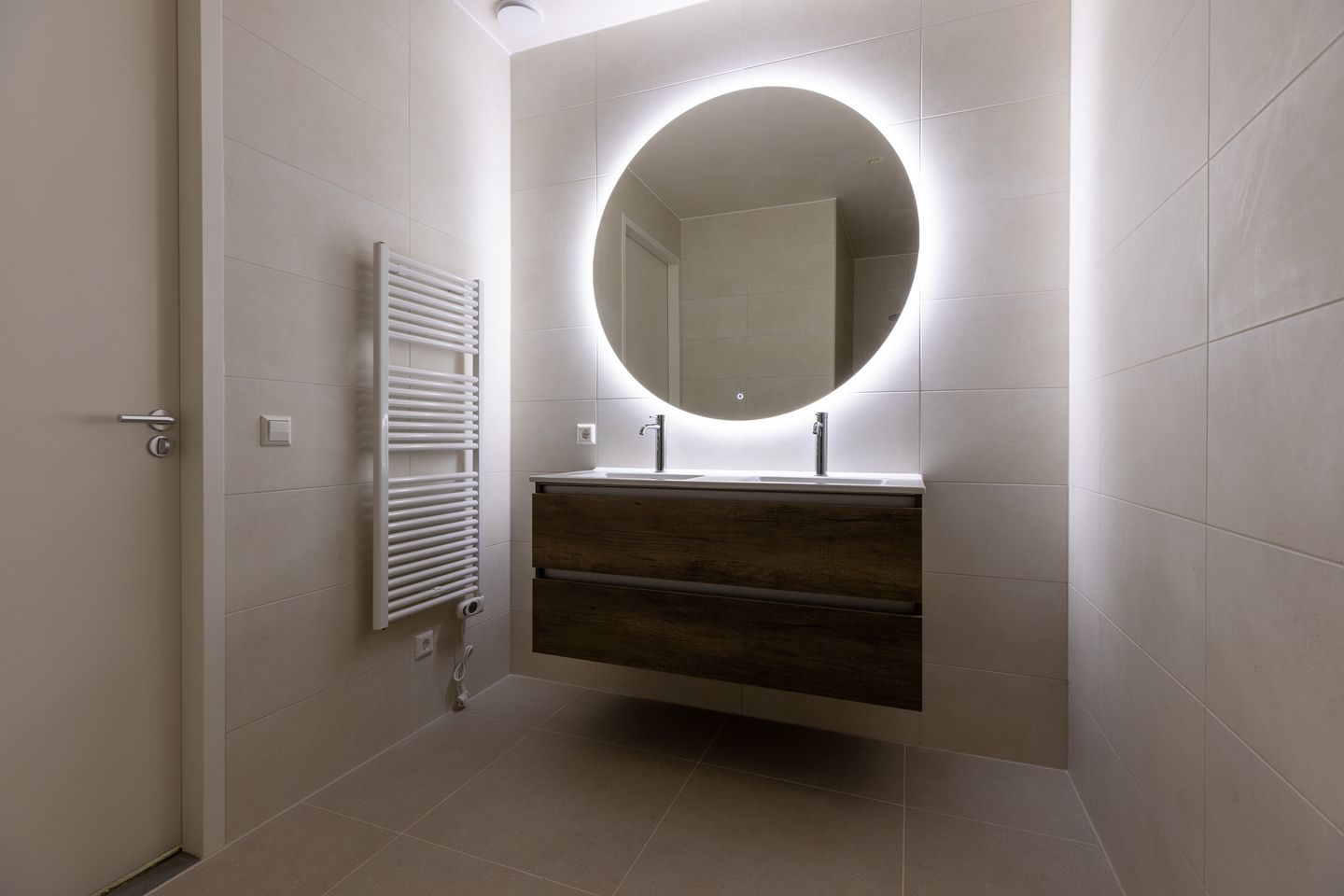 Photo 25 of Hellingstraat 80-A