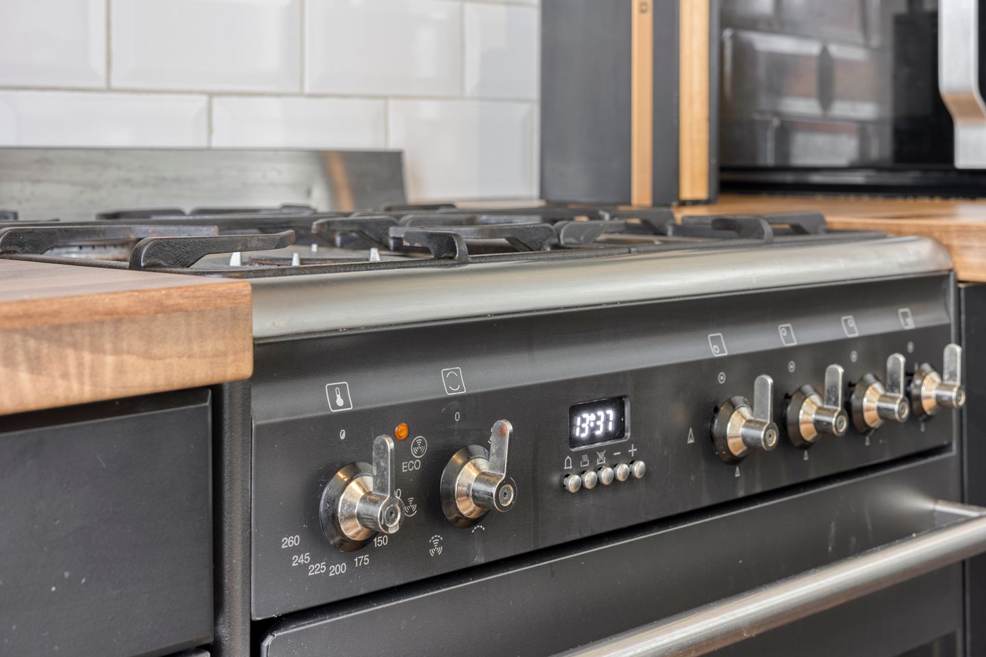 Foto 14 van Witte de Withstraat 32