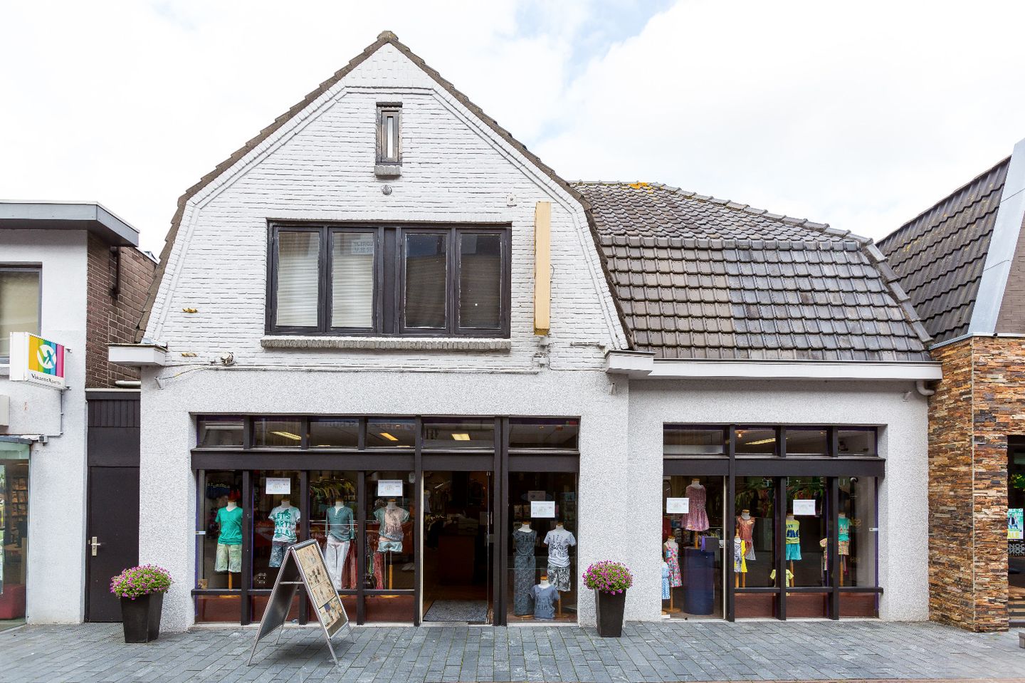 View photo 1 of Marktstraat 7