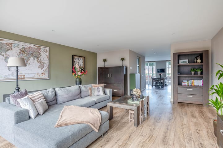 Foto 12 van Egelantier 44