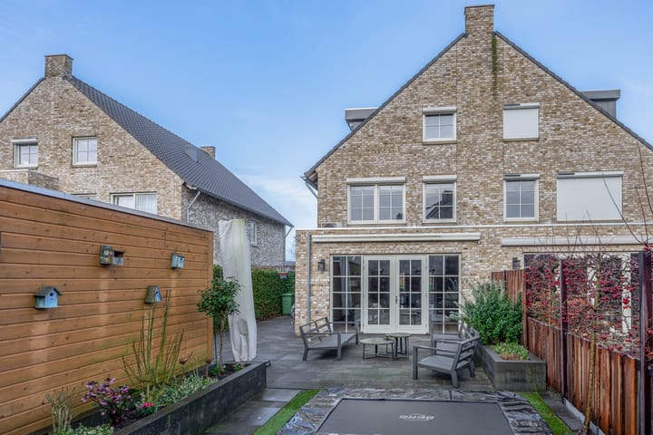 Foto 22 van Egelantier 44