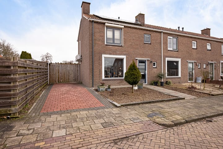 Photo 2 of Doorsnijding 1