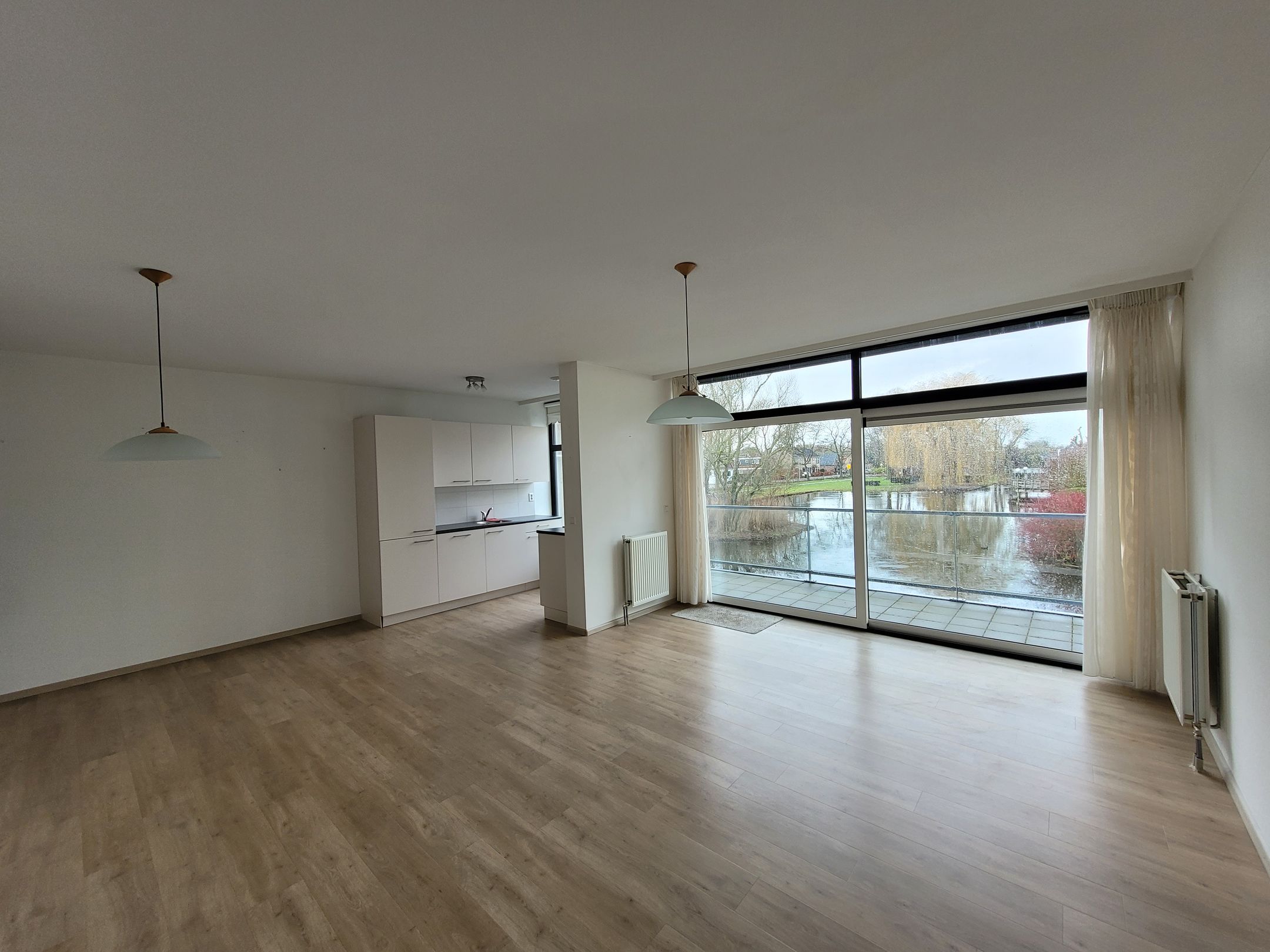 Foto 3 van Middenweg 73-D