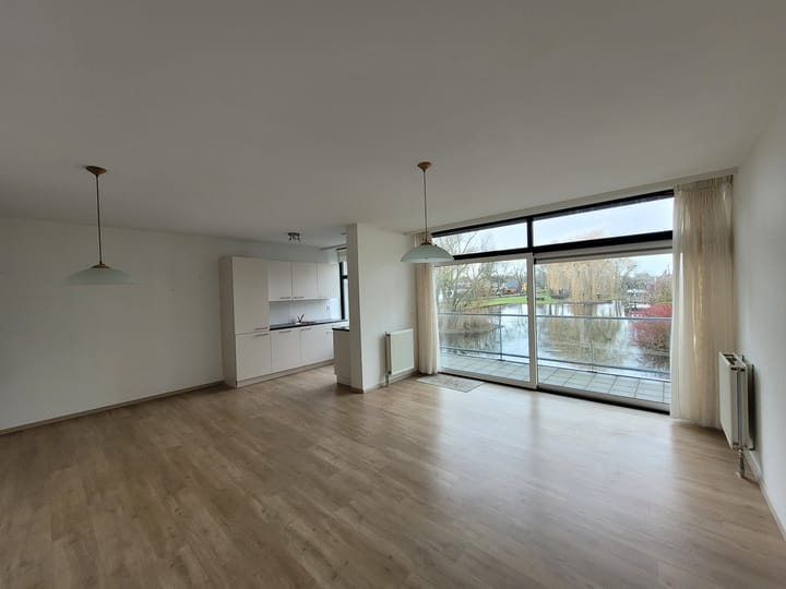 Foto 3 van Middenweg 73-D