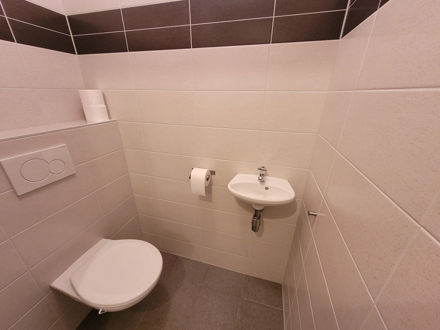 Foto 10 van Middenweg 73-D