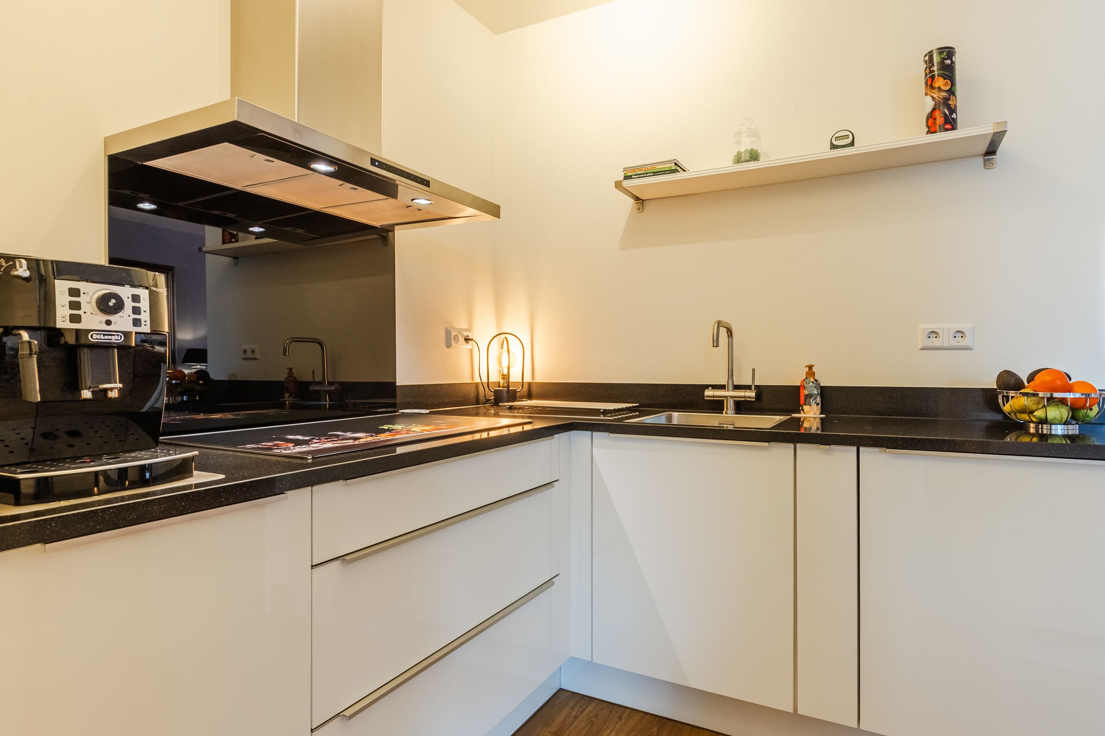 Photo 9 of Grotestraat 354