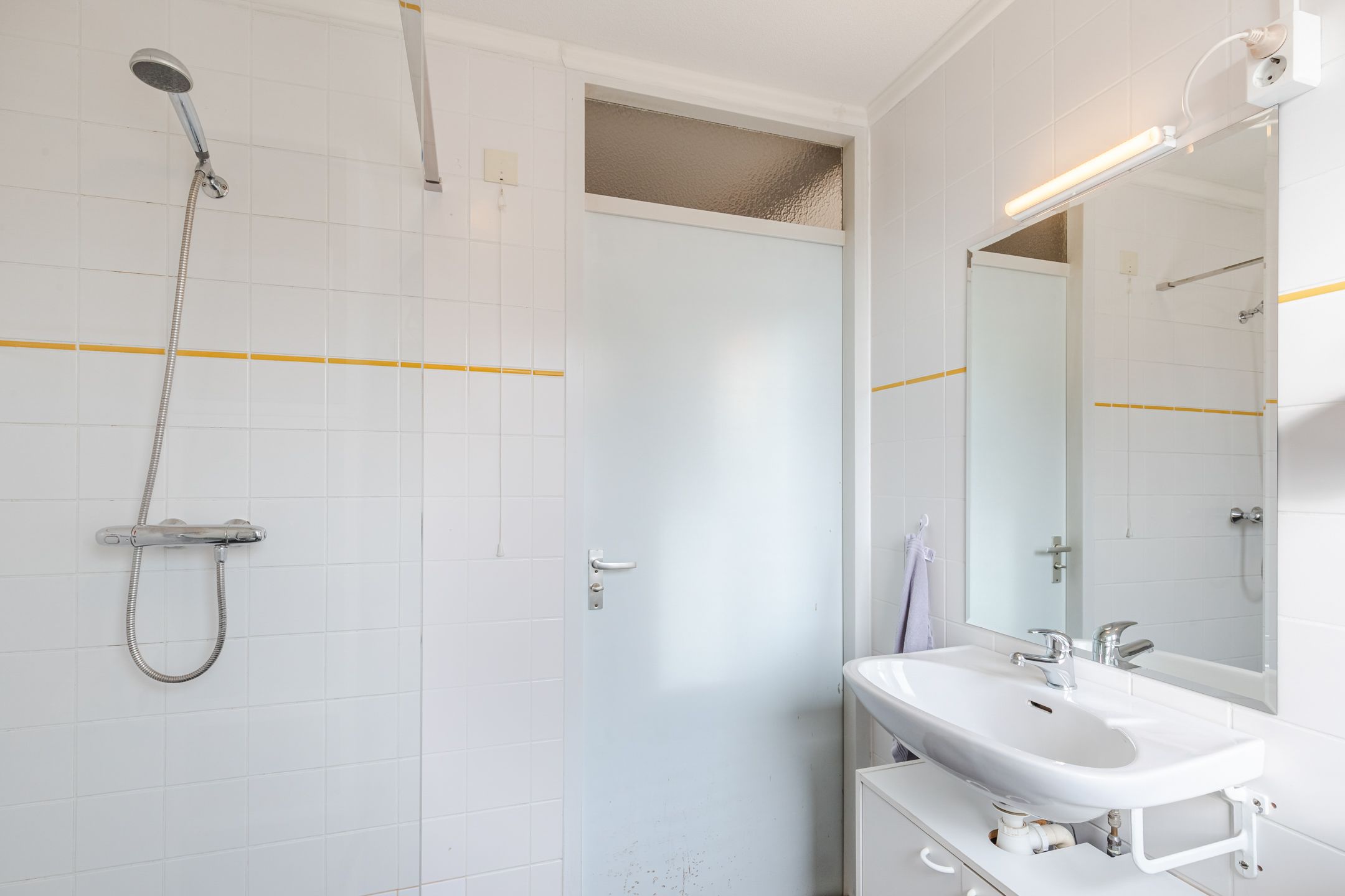 Photo 18 of Grotestraat 354