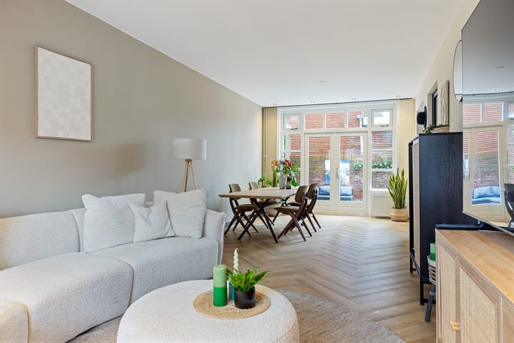 Photo 2 of Leeuwerikstraat 151