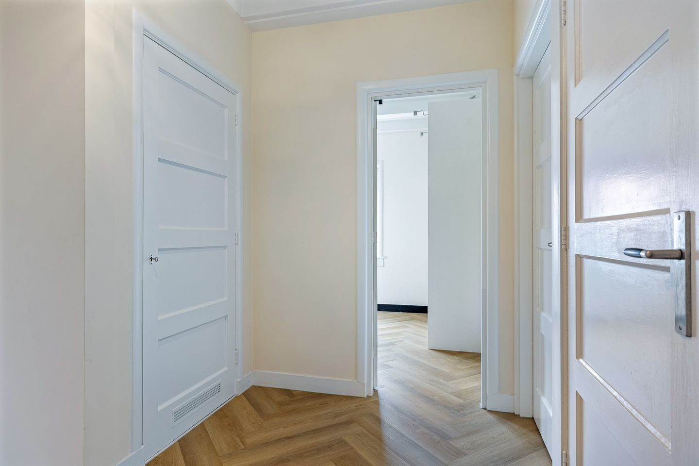 Photo 25 of Leeuwerikstraat 151