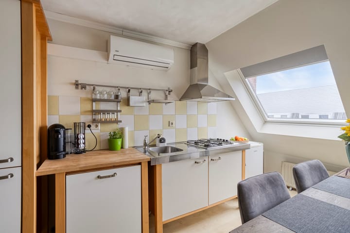 Foto 10 van Nieuwenhagerheidestraat 70-B