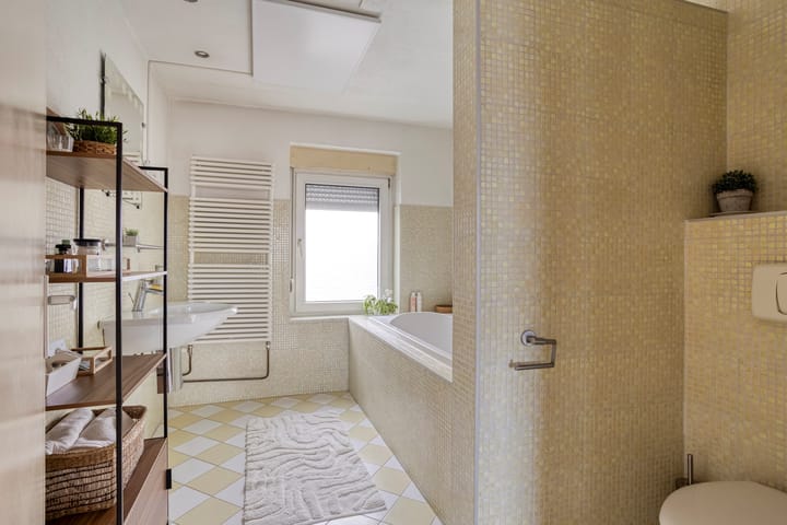 Foto 14 van Nieuwenhagerheidestraat 70-B