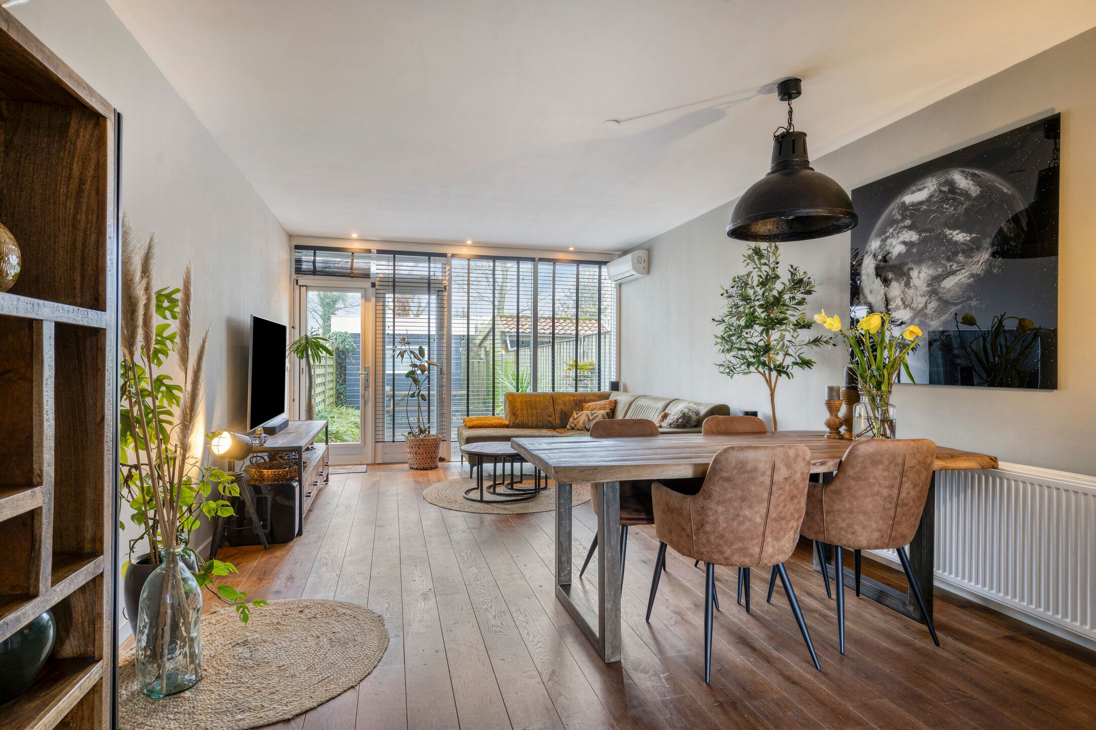 Foto 3 van Randweg 99