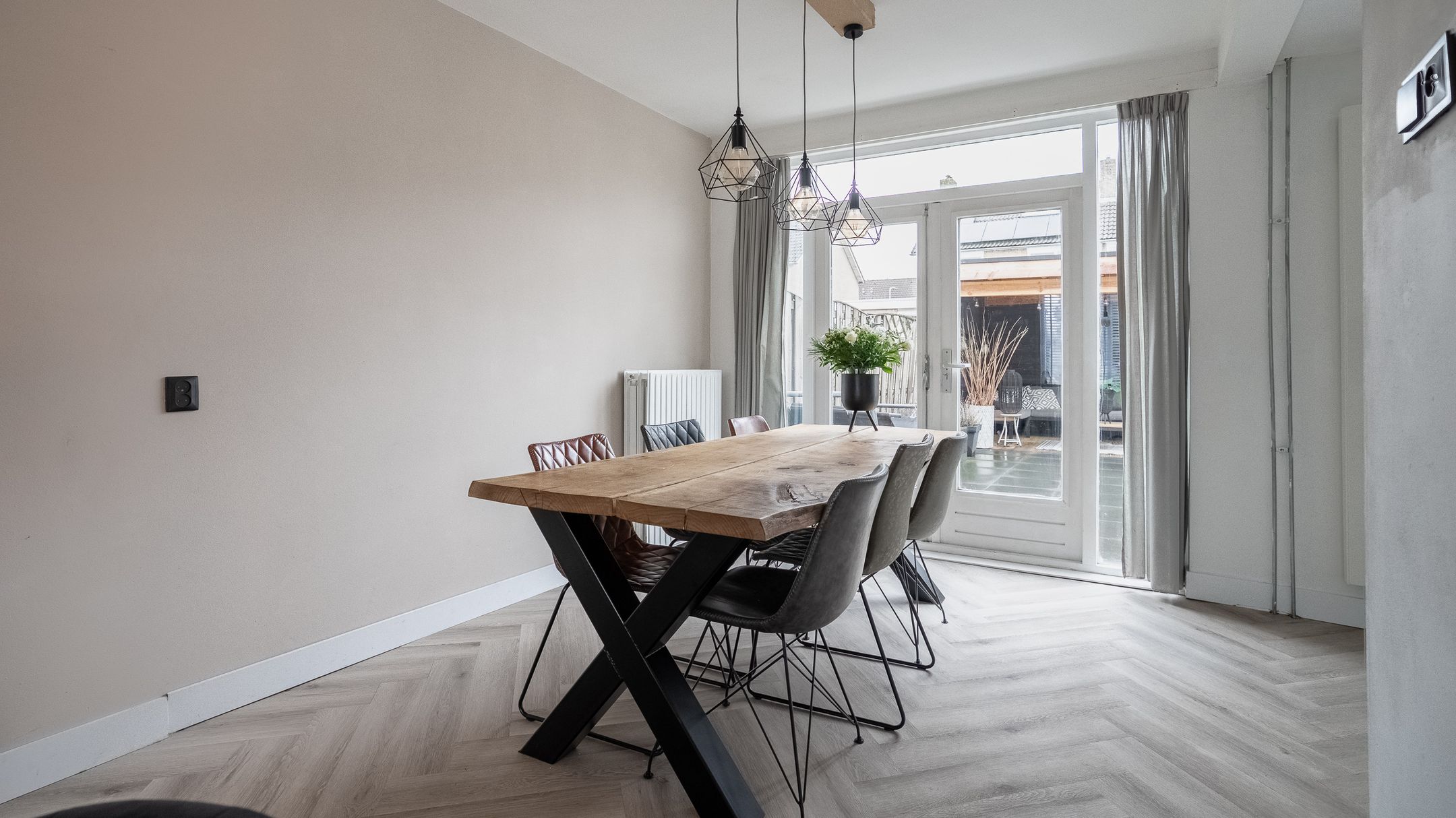 Photo 6 of Strauszstraat 30