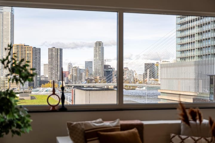 Photo 5 of Van der Hoevenplein 24