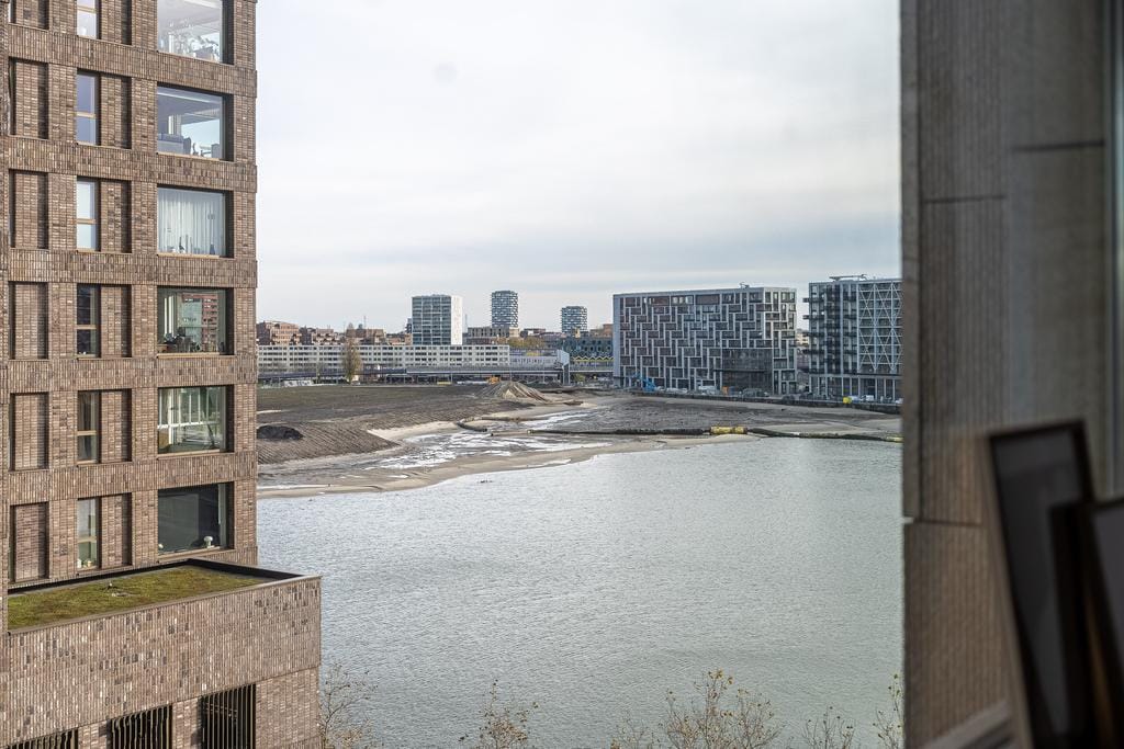 Photo 27 of Van der Hoevenplein 24