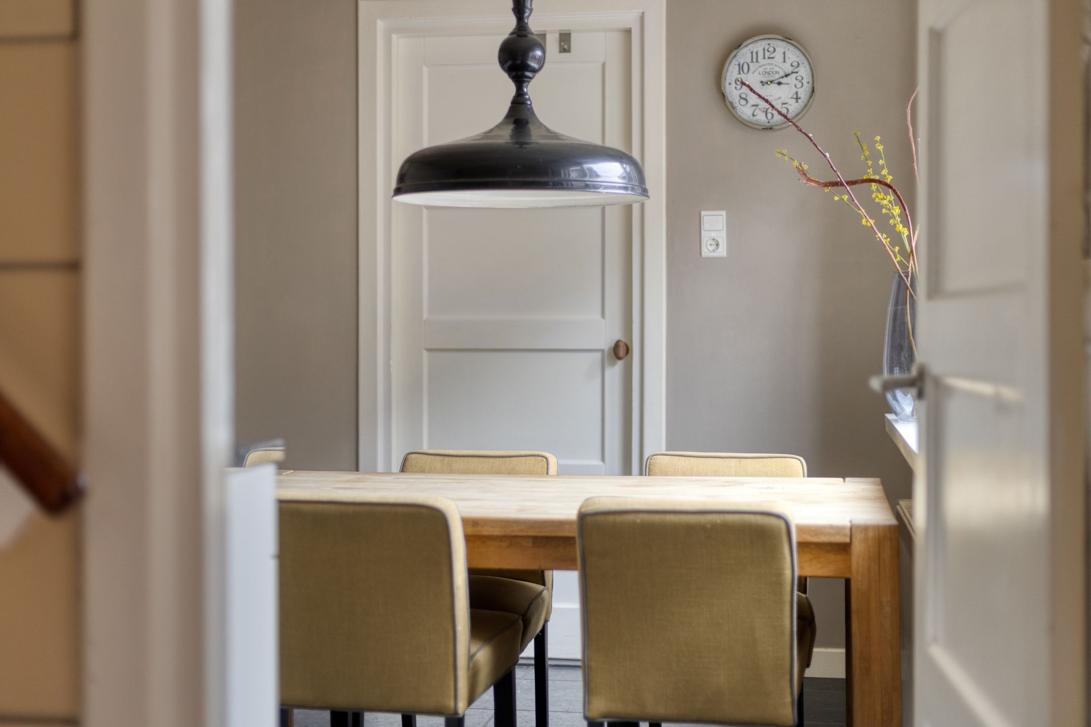 Foto 12 van Nutsstraat 11