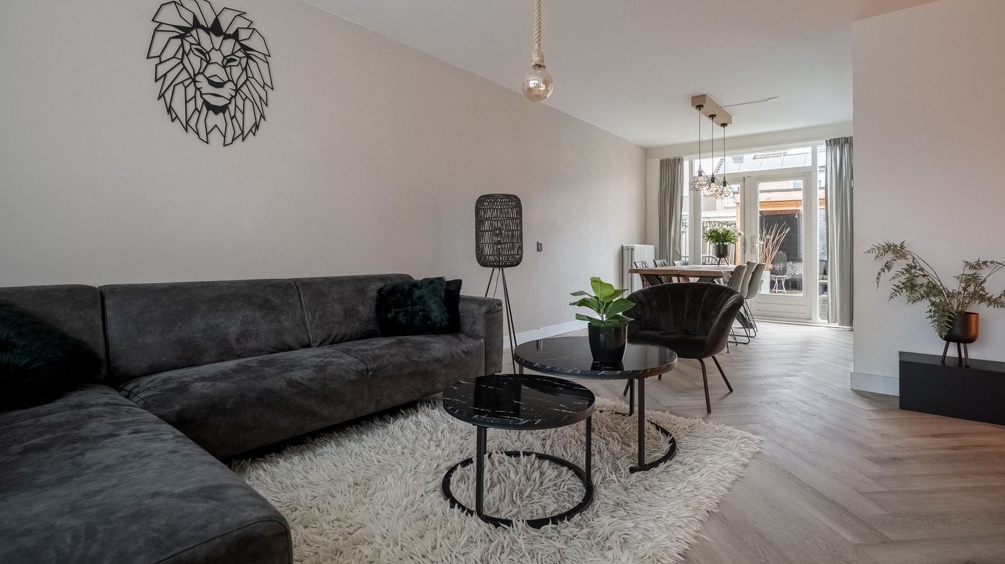 Photo 5 of Strauszstraat 30