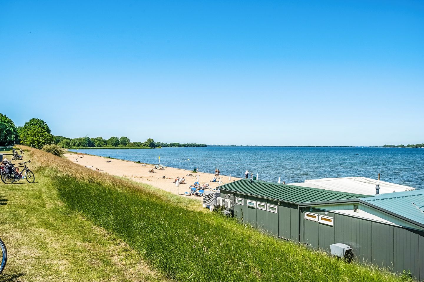 Photo 29 of van der Helstpark 75