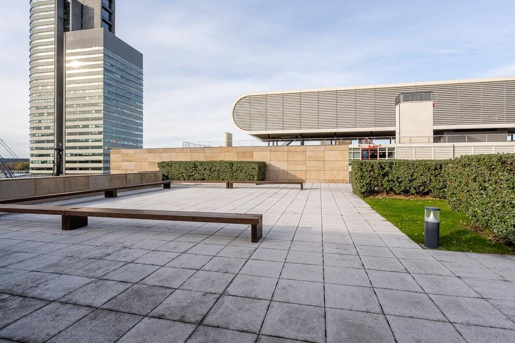 Photo 46 of Van der Hoevenplein 24