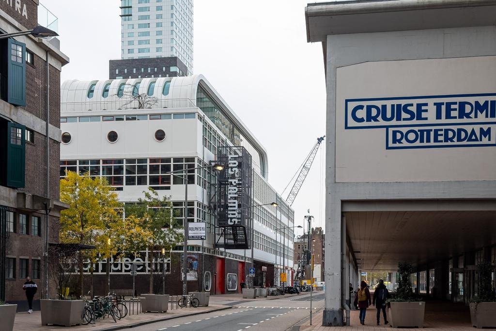 Photo 60 of Van der Hoevenplein 24