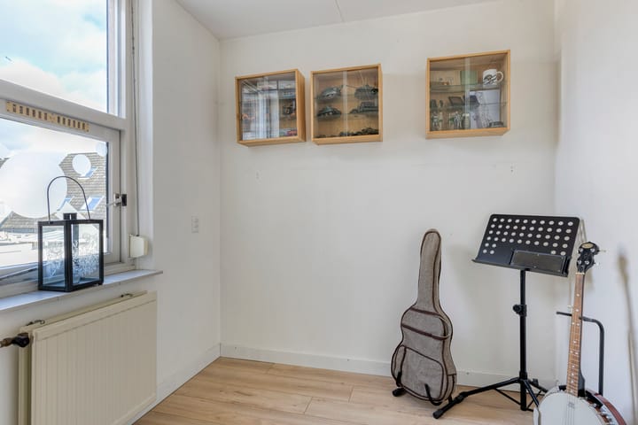 Photo 5 of Maaslaan 132