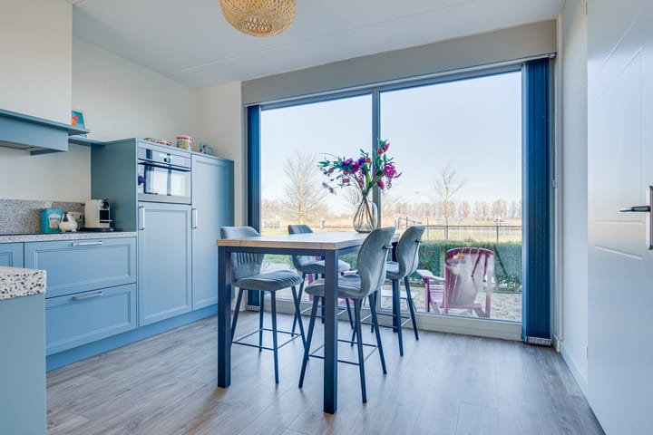 Foto 2 van Overschie 7