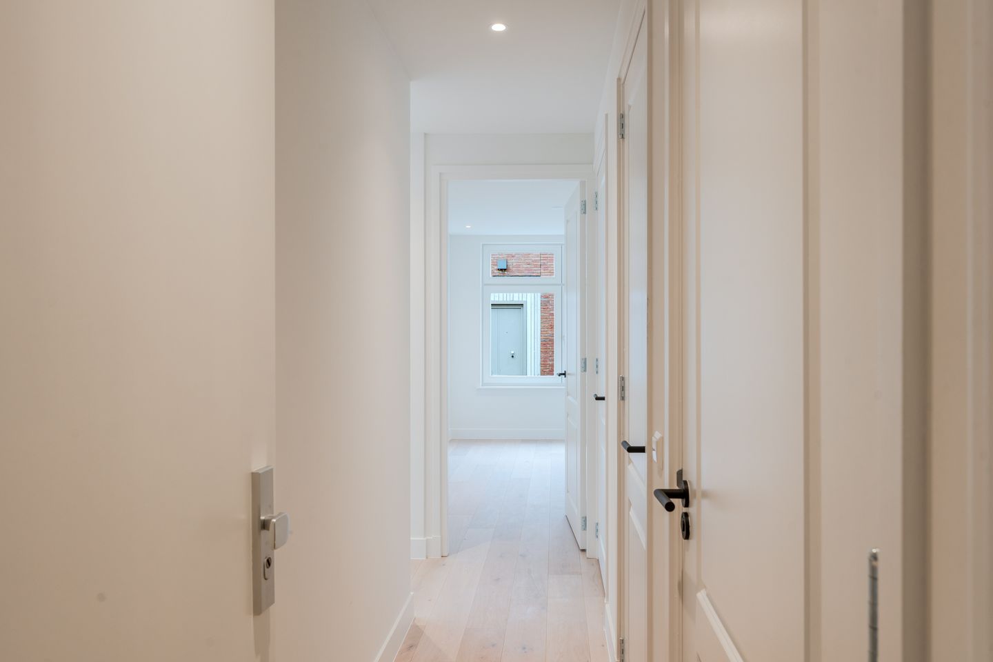 Photo 19 of De Ruyterstraat 1-B