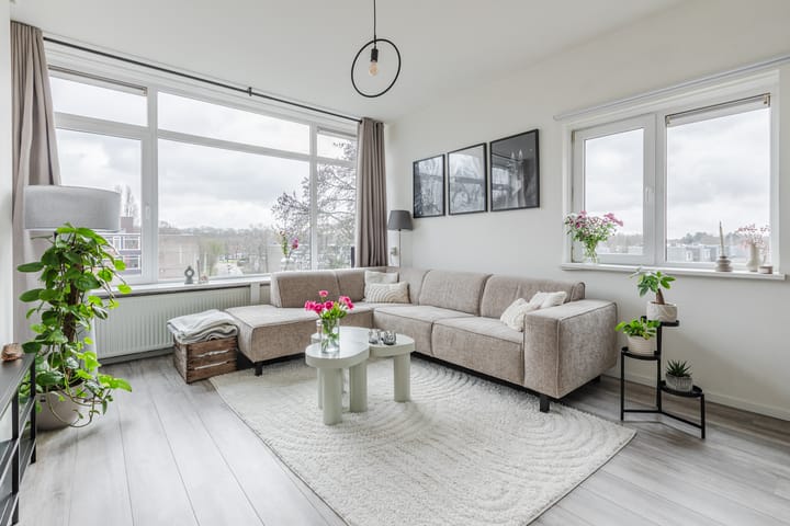 Foto 2 van Einsteinstraat 109