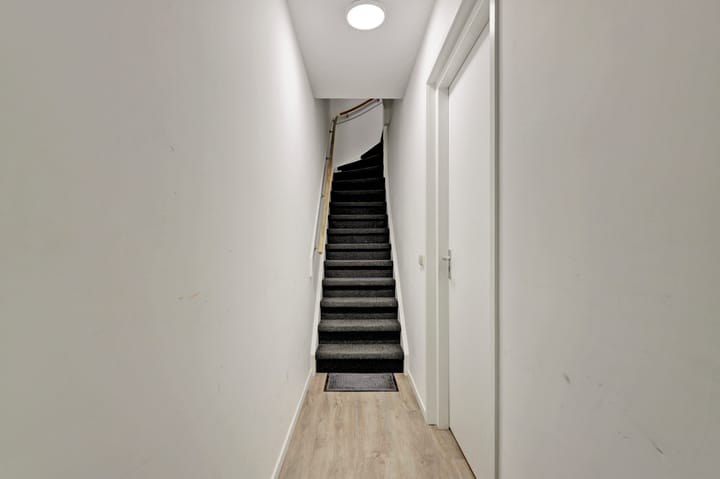 Photo 4 of Molstraat 46-B