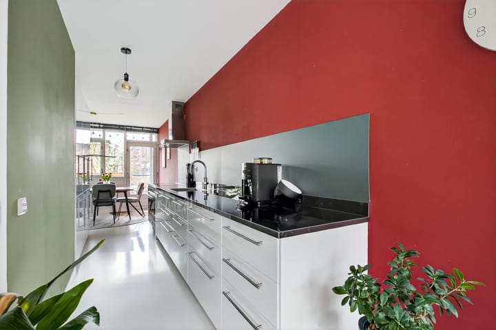 Foto 4 van Czaar Peterstraat 47-B