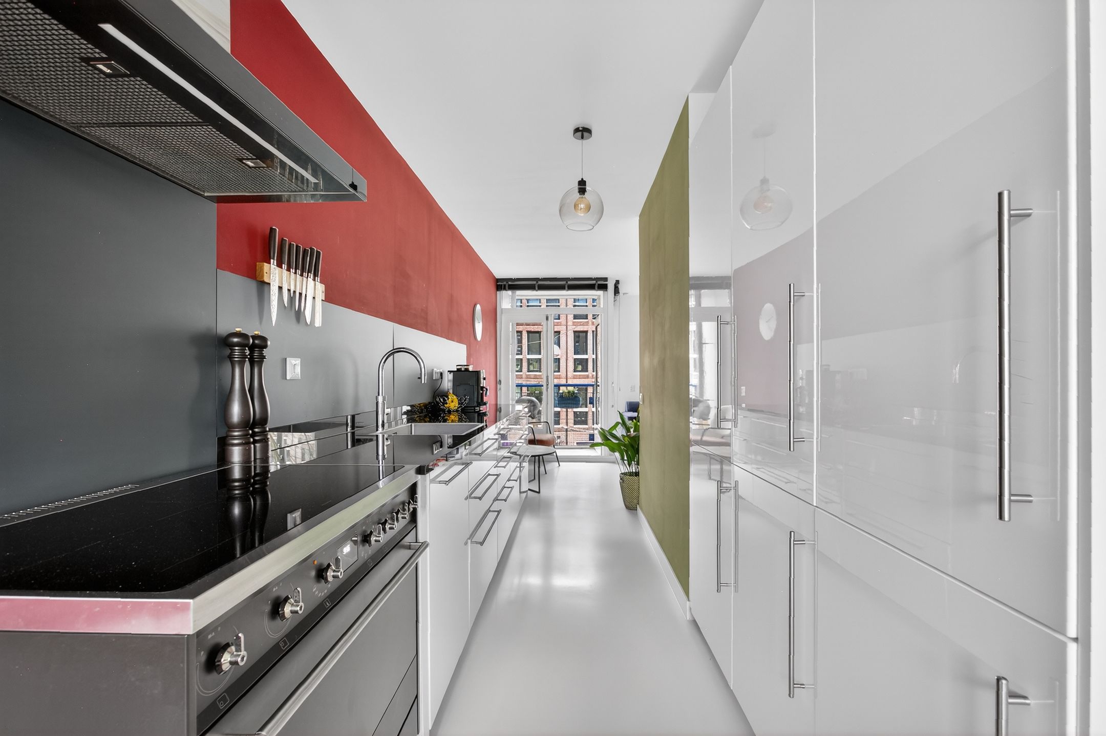 Foto 15 van Czaar Peterstraat 47-B