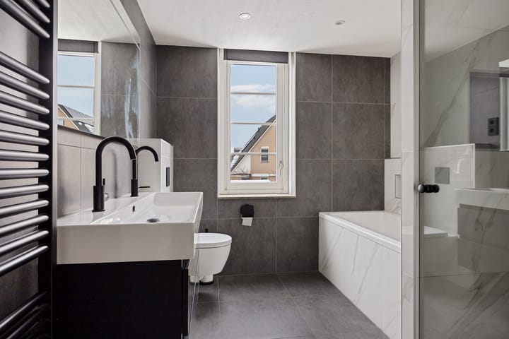 Photo 3 of Chalcedondreef 15